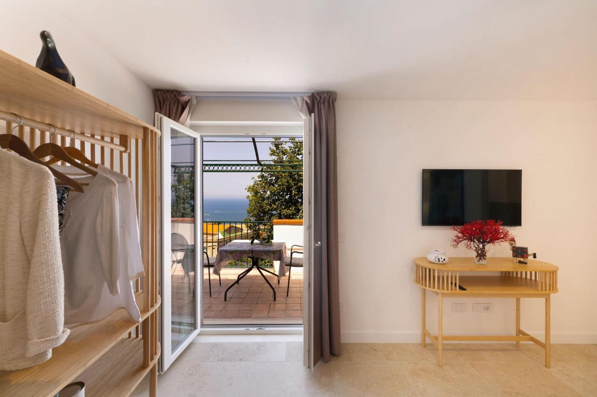 Villa Mundis Relais Маса Лубрензе Екстериор снимка
