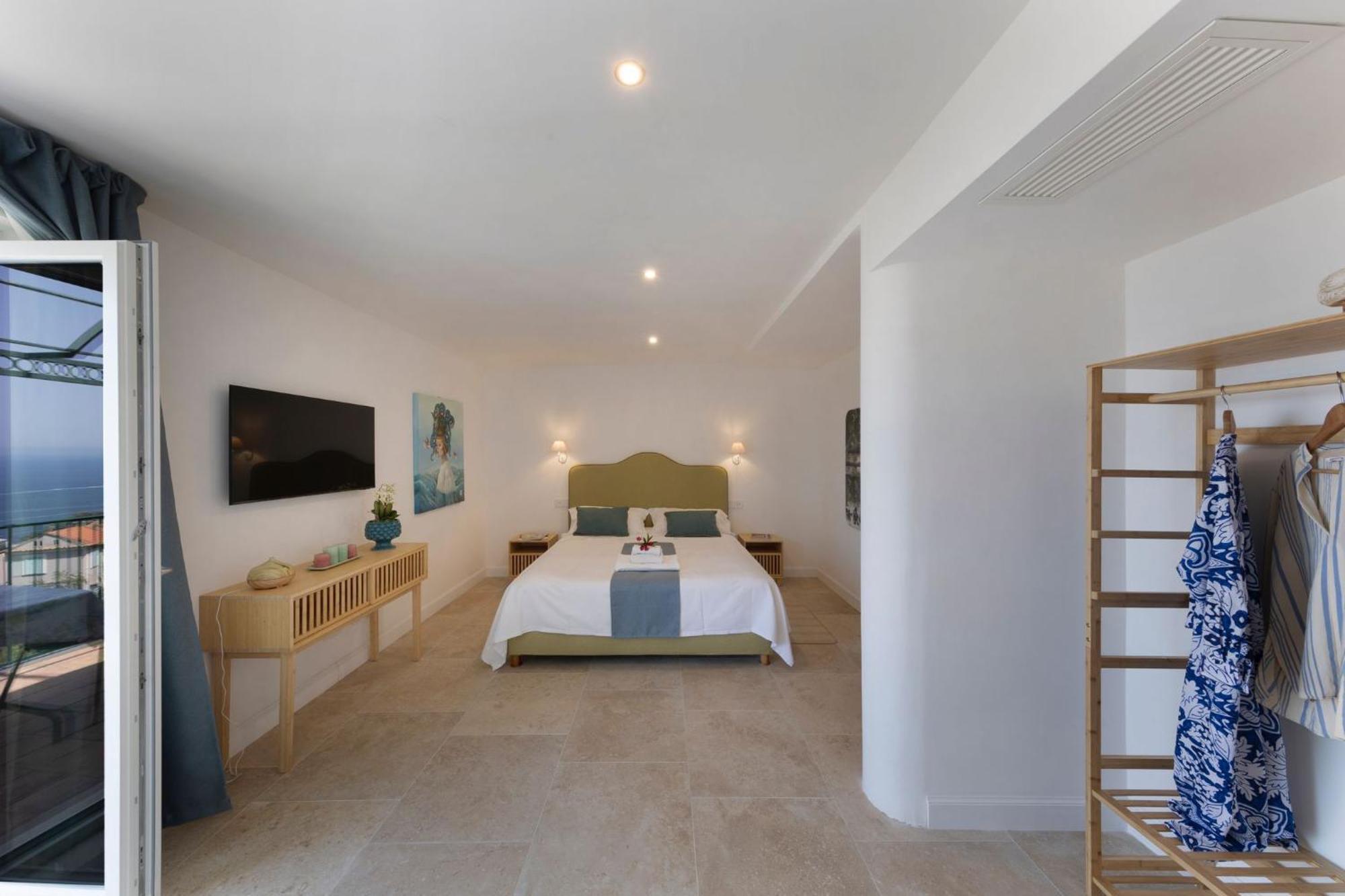 Villa Mundis Relais Маса Лубрензе Екстериор снимка